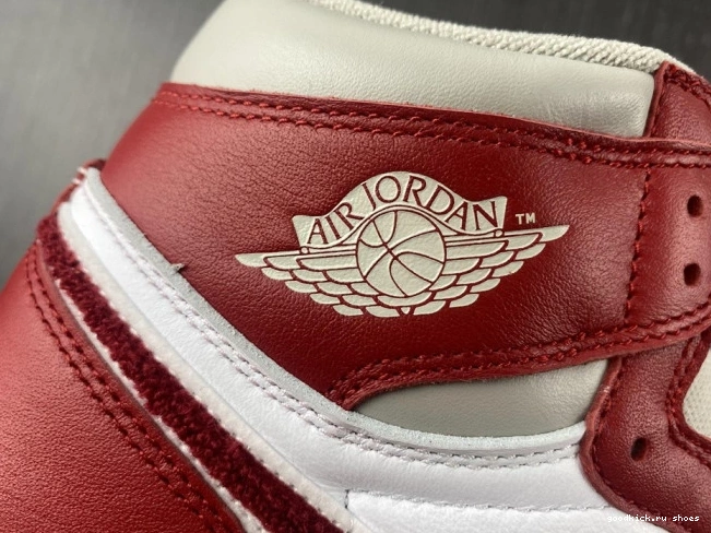 Cheap Jordan High (W) Chenille 1 Newstalgia OG DJ4891-061 0721